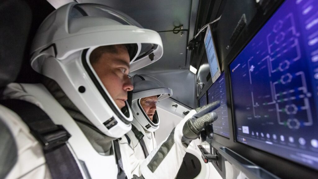 Astronautas de la Crew Dragon de SpaceX
